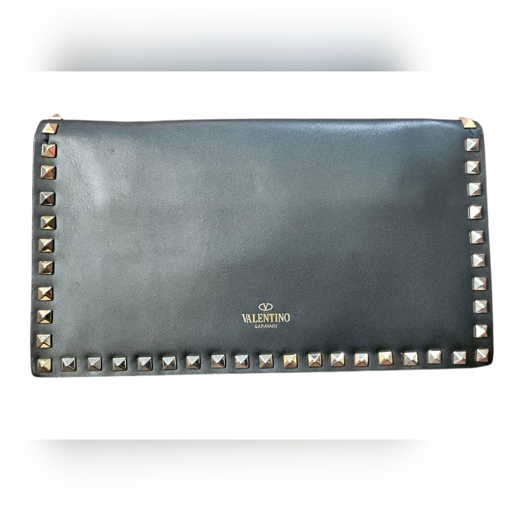 Authentic Valentino Garavani Rockstud Black Clutch